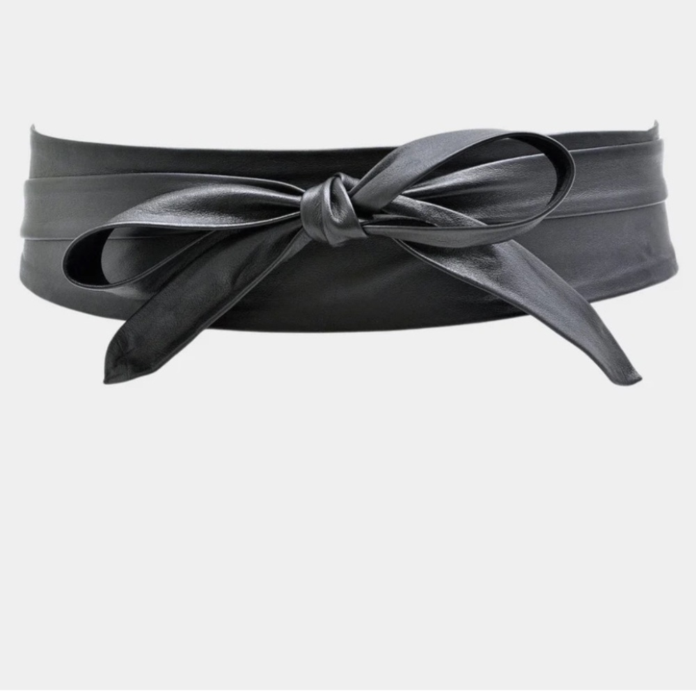 Ada Black Leather Wrap Belt - Picture 2 of 5